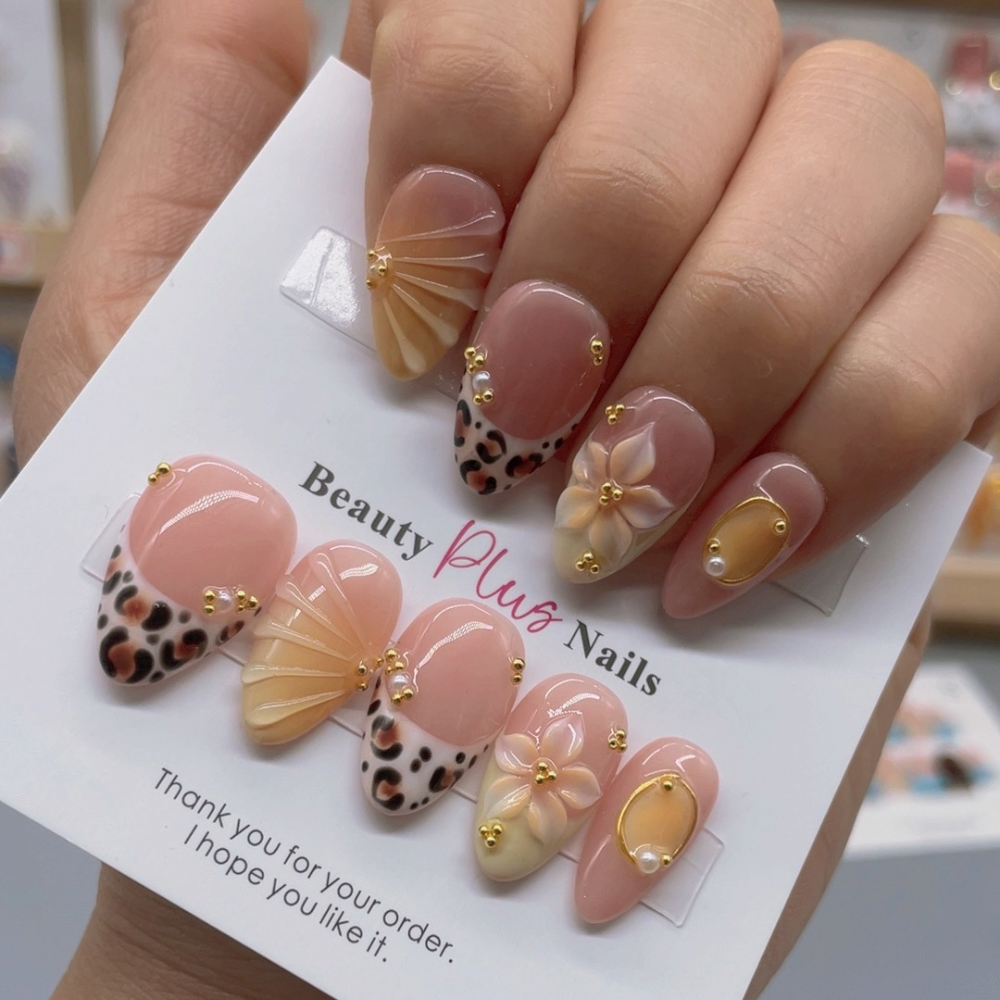 Almond Shape Nails No.96