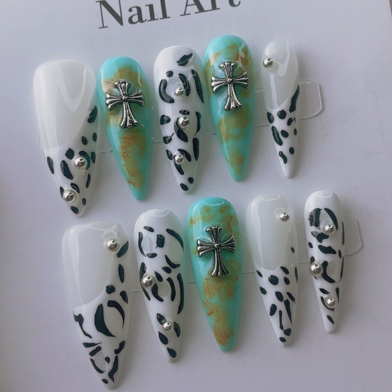 Handmade nails Pointy style 18