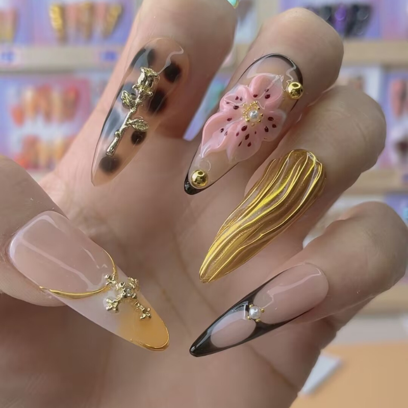 Handmade nails Pointy style 19