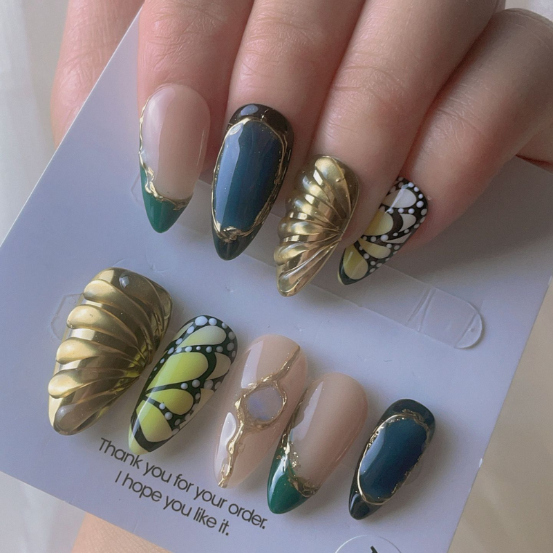 Almond Shape Nails No.186