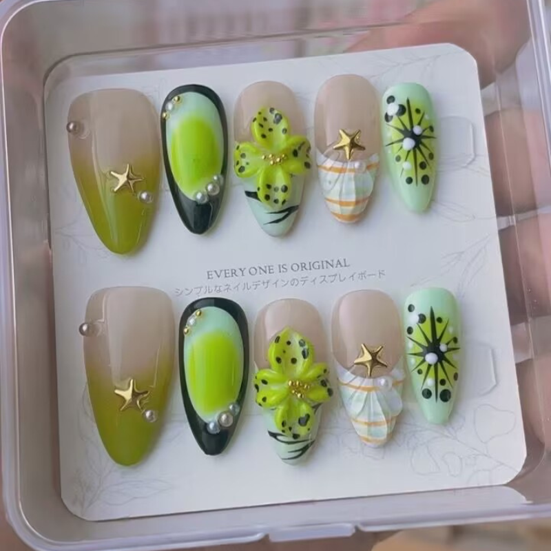 Almond Shape Nails No.137