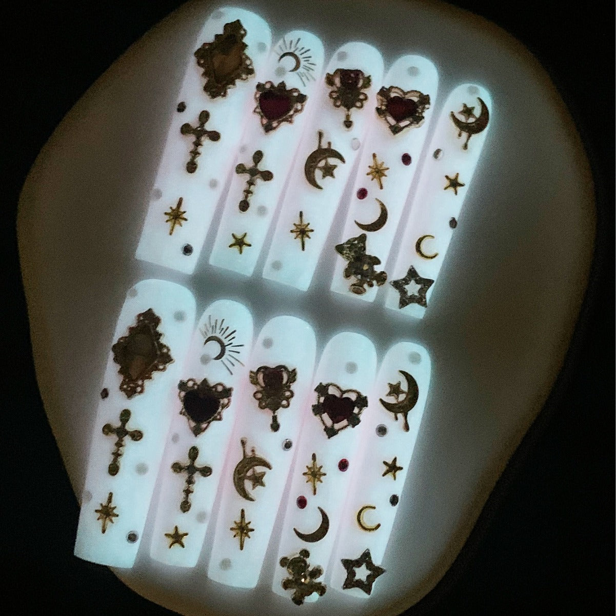 5cm Extra Long Luminous Press on Nails No.92