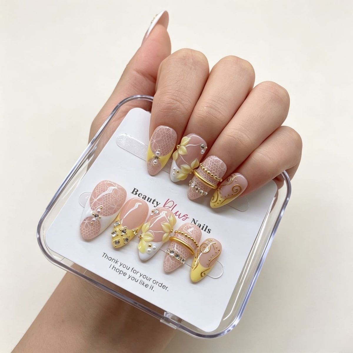Daisy Cream | Nude Yellow Lace Almond Press On Nails