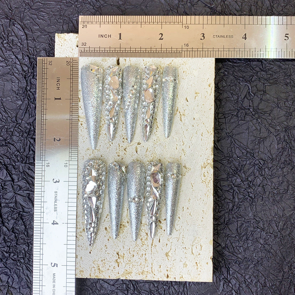 Sliver press on nails