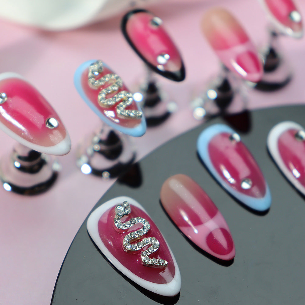 Pretty press on nails