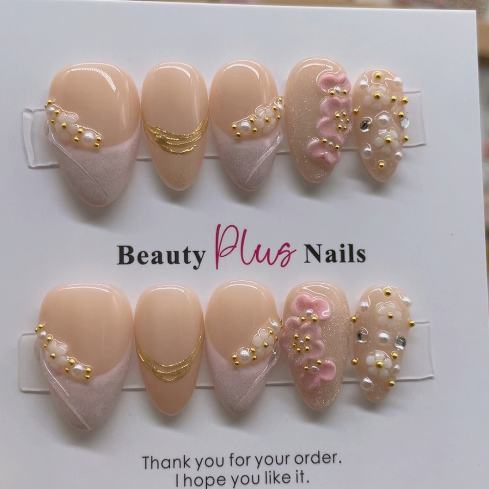 Almond Shape Nails No.167