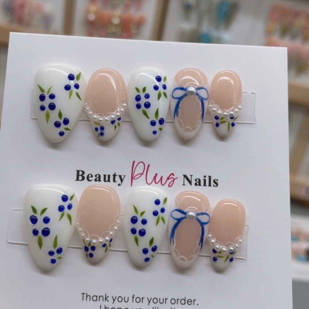 Almond Shape Nails No.77