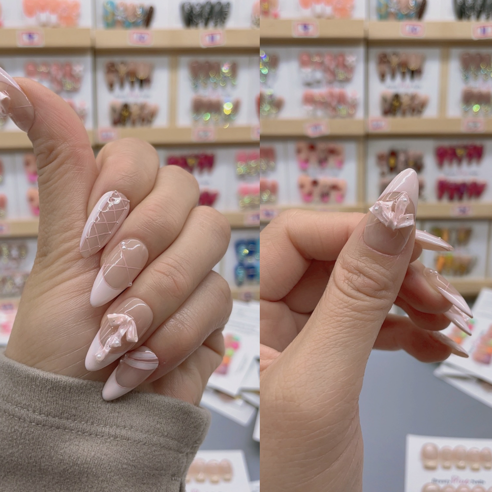 Almond Shape Nails No.185