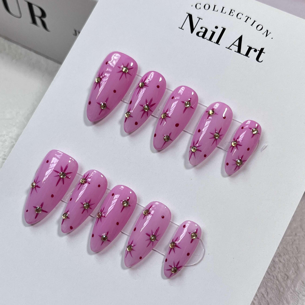 Almond style press on nails 10
