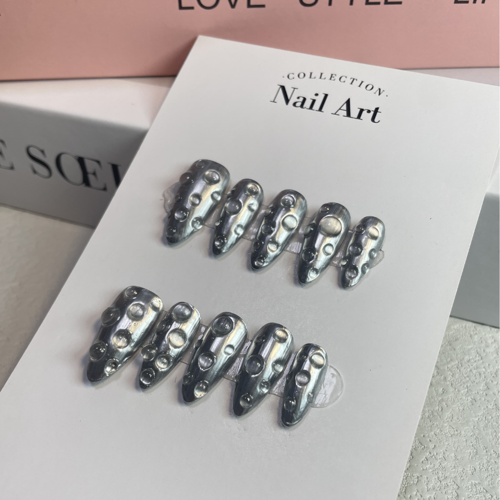 Almond 3d style nails 38