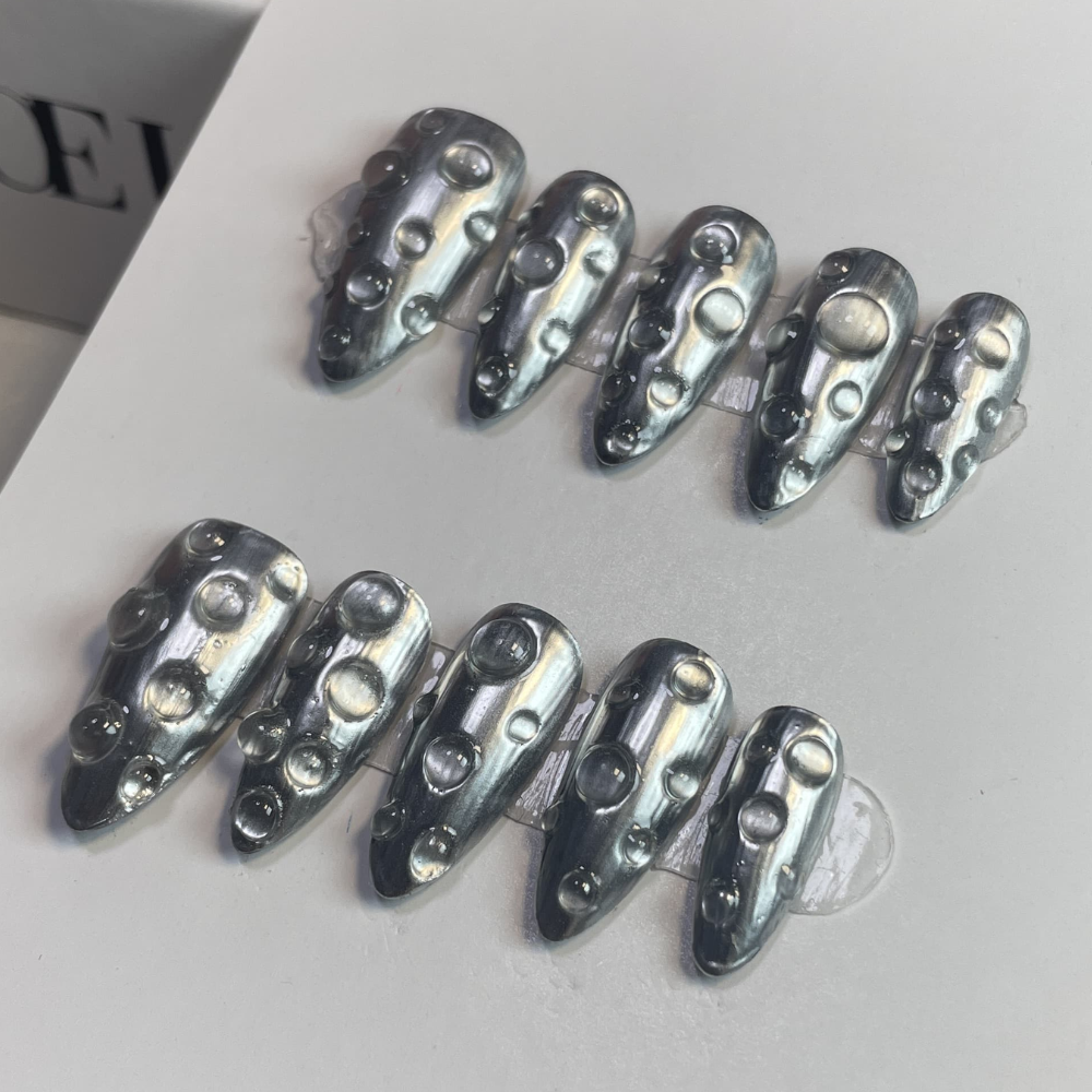 Almond 3d style nails 38