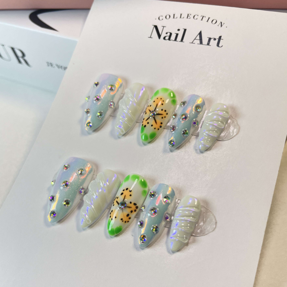 Almond 3d style nails 59