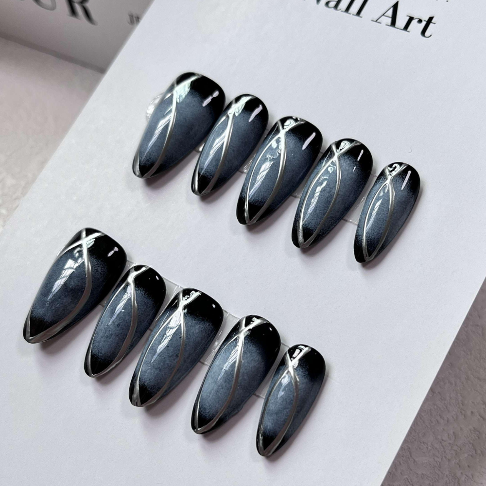 Almond style press on nails 15