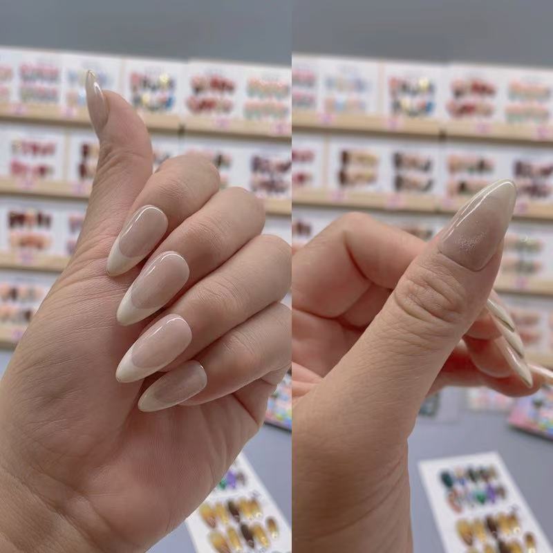 Almond Shape Nails No.128