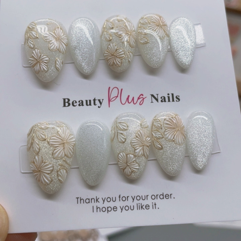 Almond Shape Nails No.75