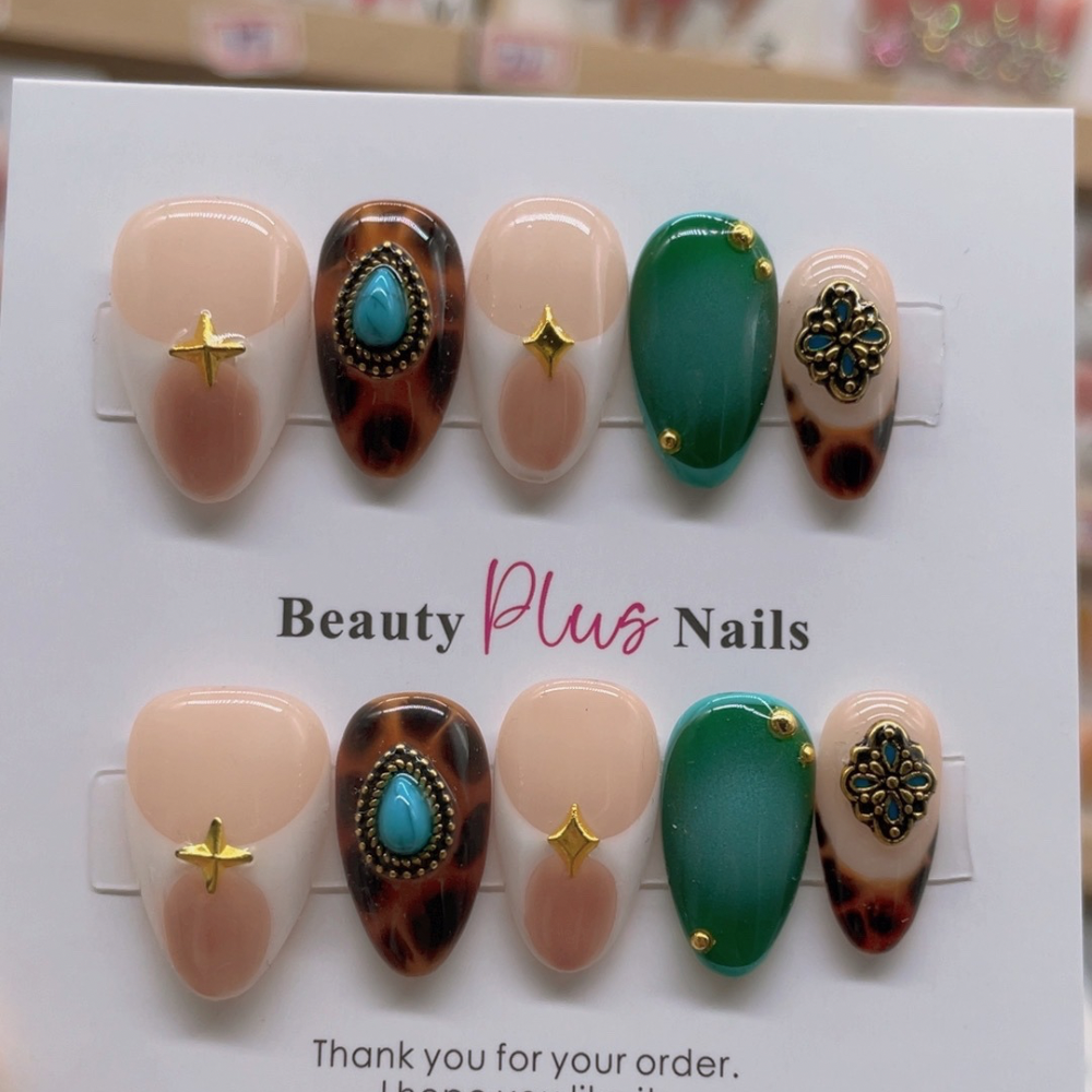 Almond Shape Nails No.97