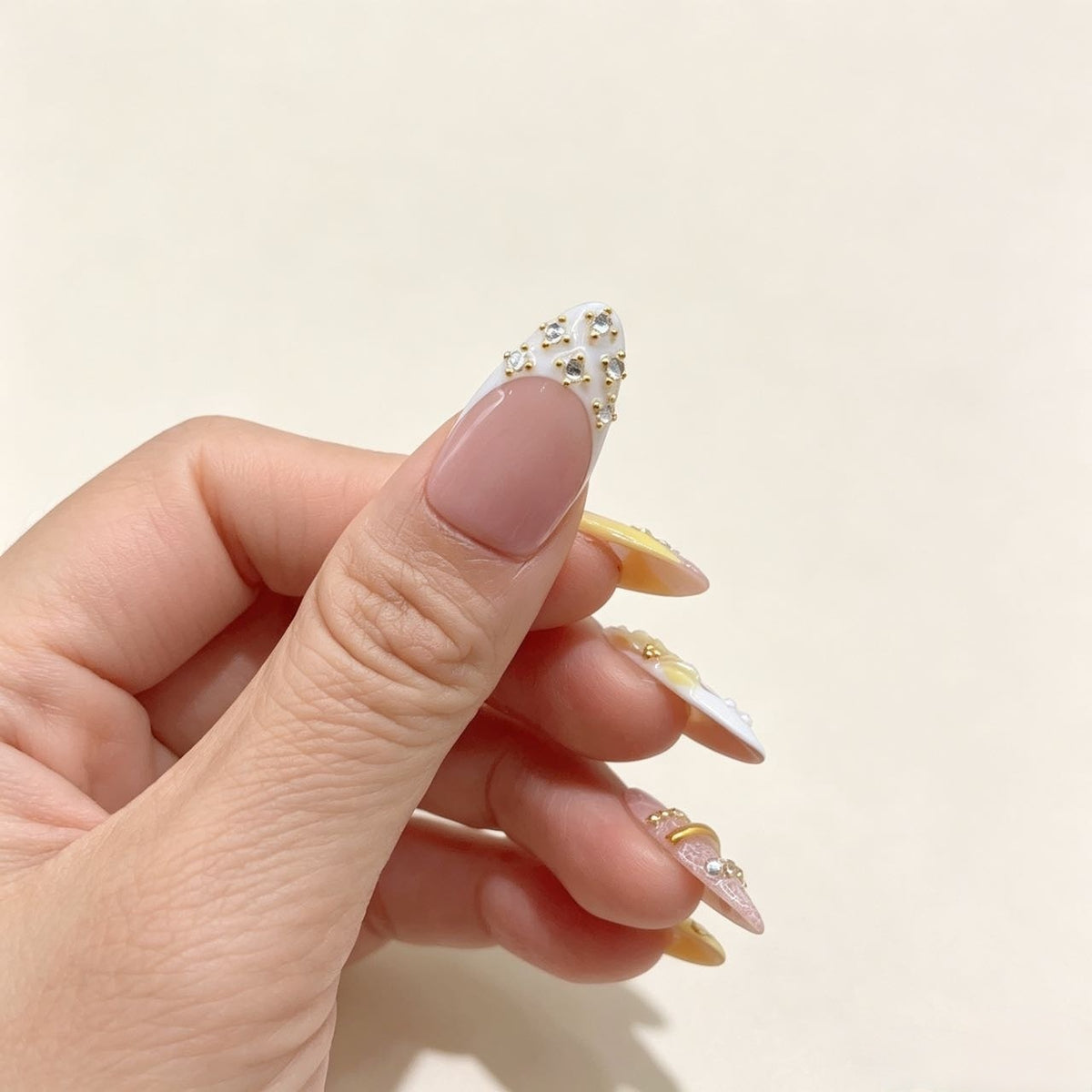Daisy Cream | Nude Yellow Lace Almond Press On Nails