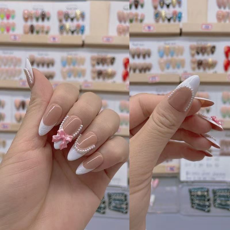 Almond Shape Nails No.117