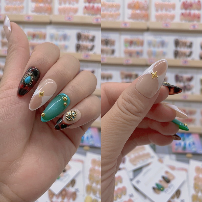 Almond Shape Nails No.112