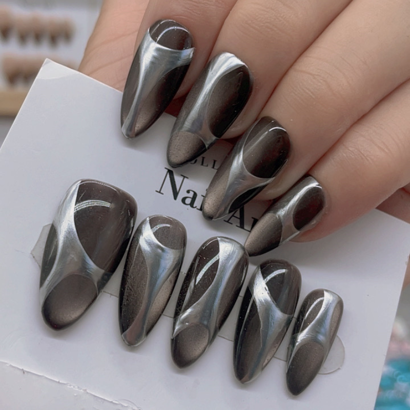 Almond Shape Nails No.109