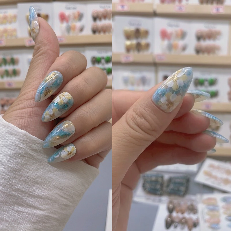 Almond Shape Nails No.97