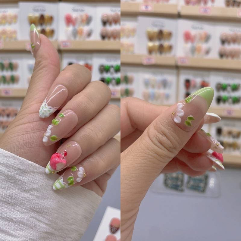 Almond Shape Nails No.99