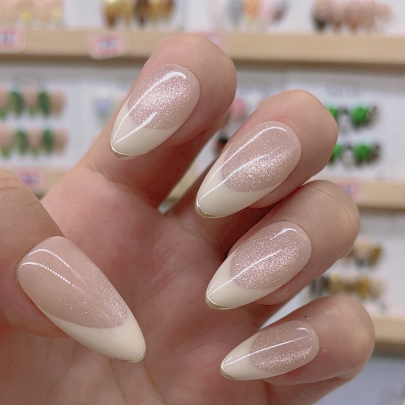 Almond Shape Nails No.107