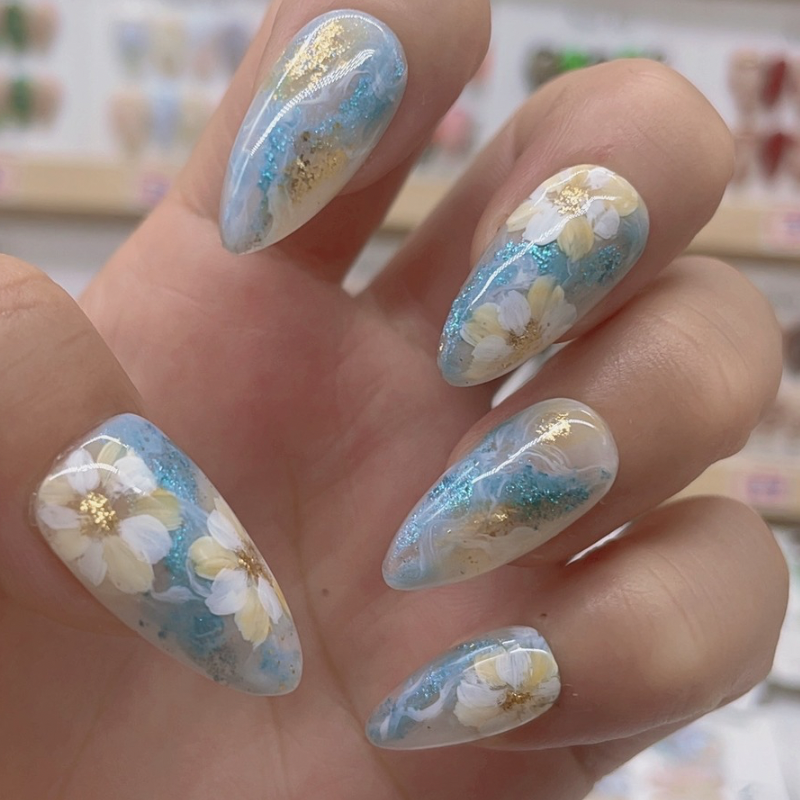 Almond Shape Nails No.97