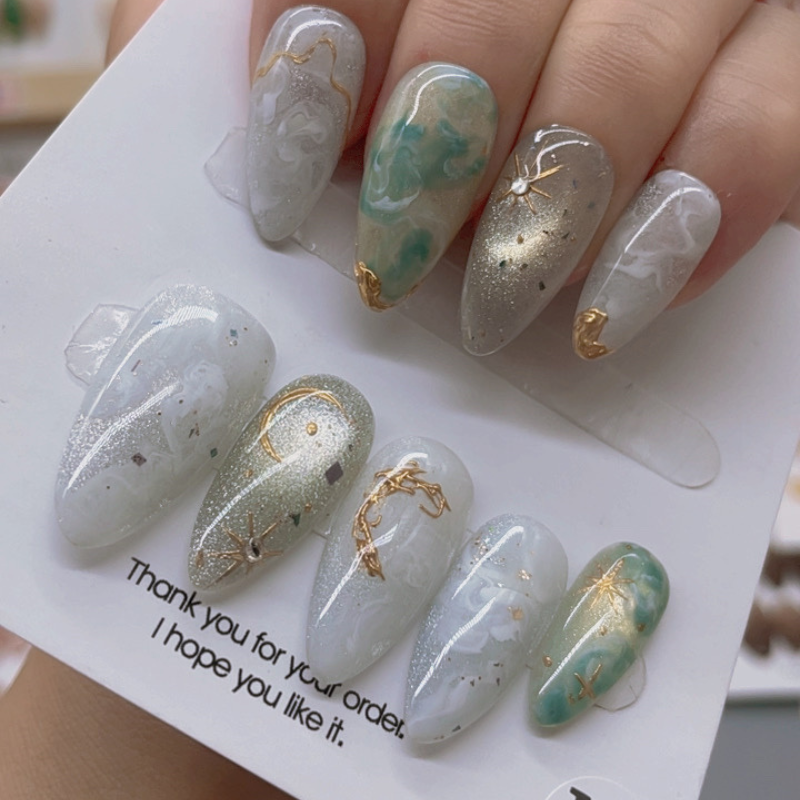 Almond Shape Nails No.100
