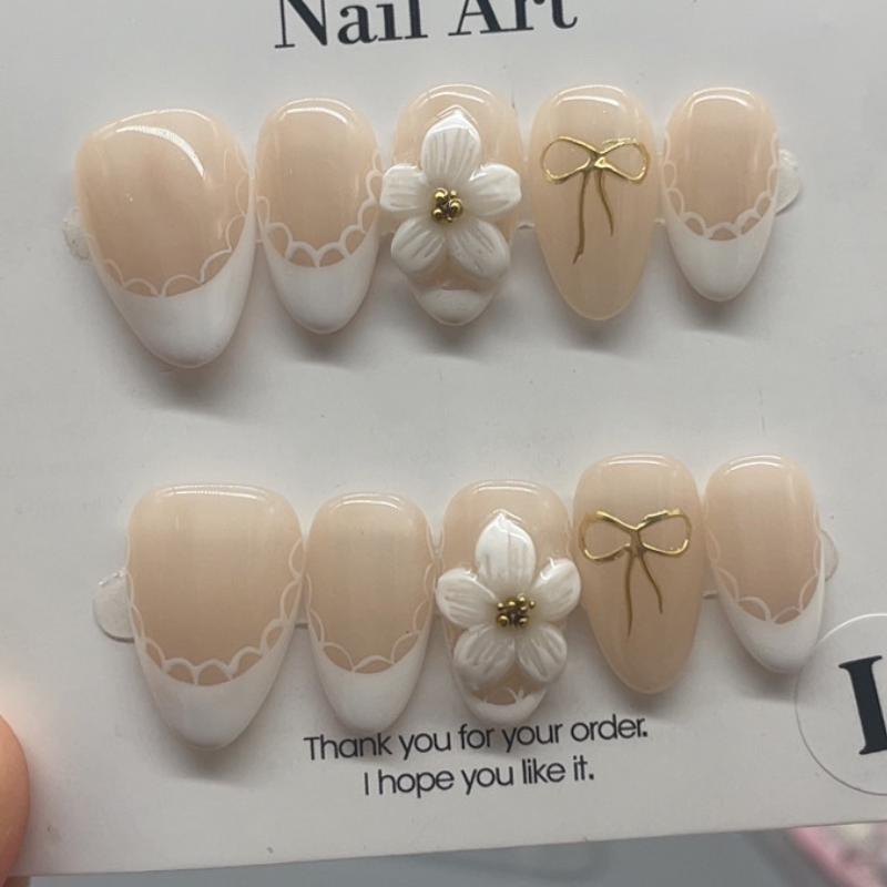 Almond Shape Nails No.98
