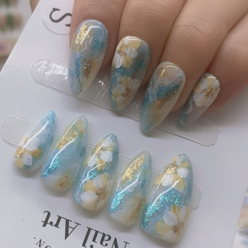 Almond Shape Nails No.97