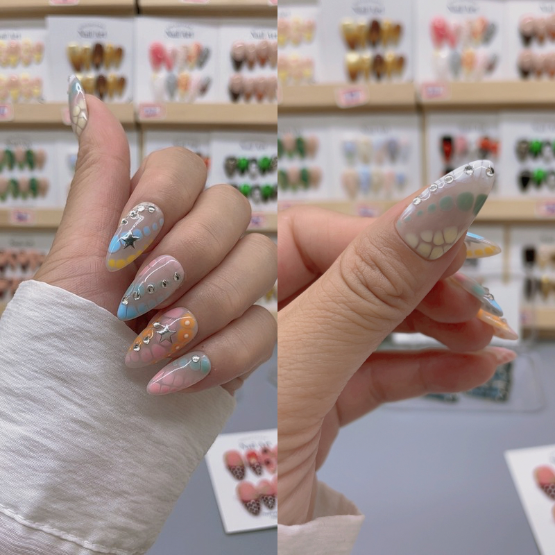 Almond Shape Nails No.108