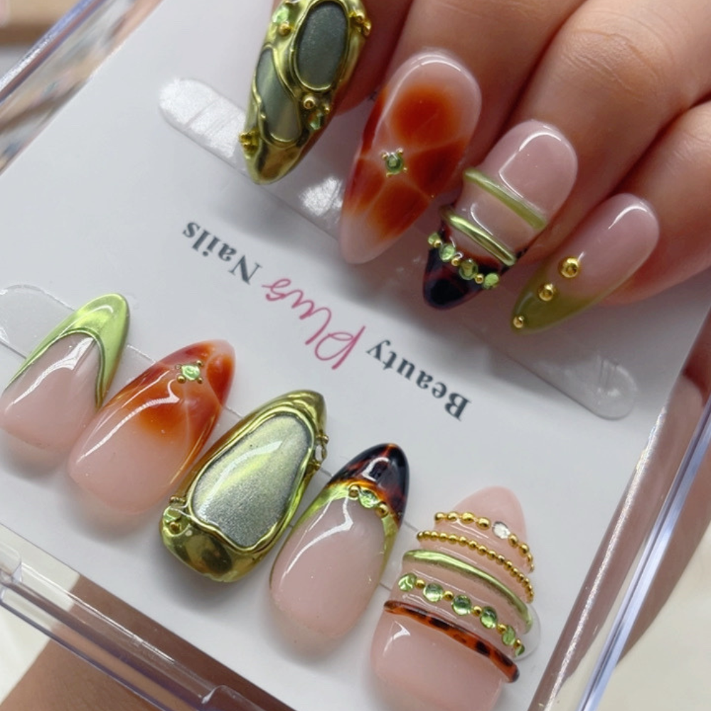 Almond Shape Nails No.111