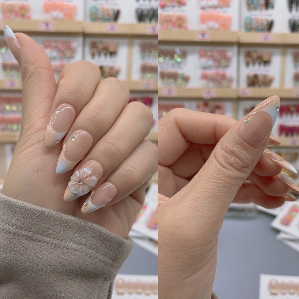 Almond Shape Nails No.187