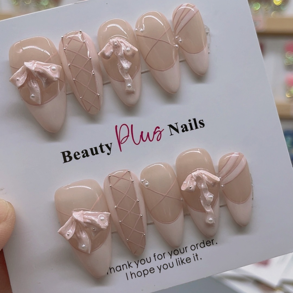Almond Shape Nails No.185