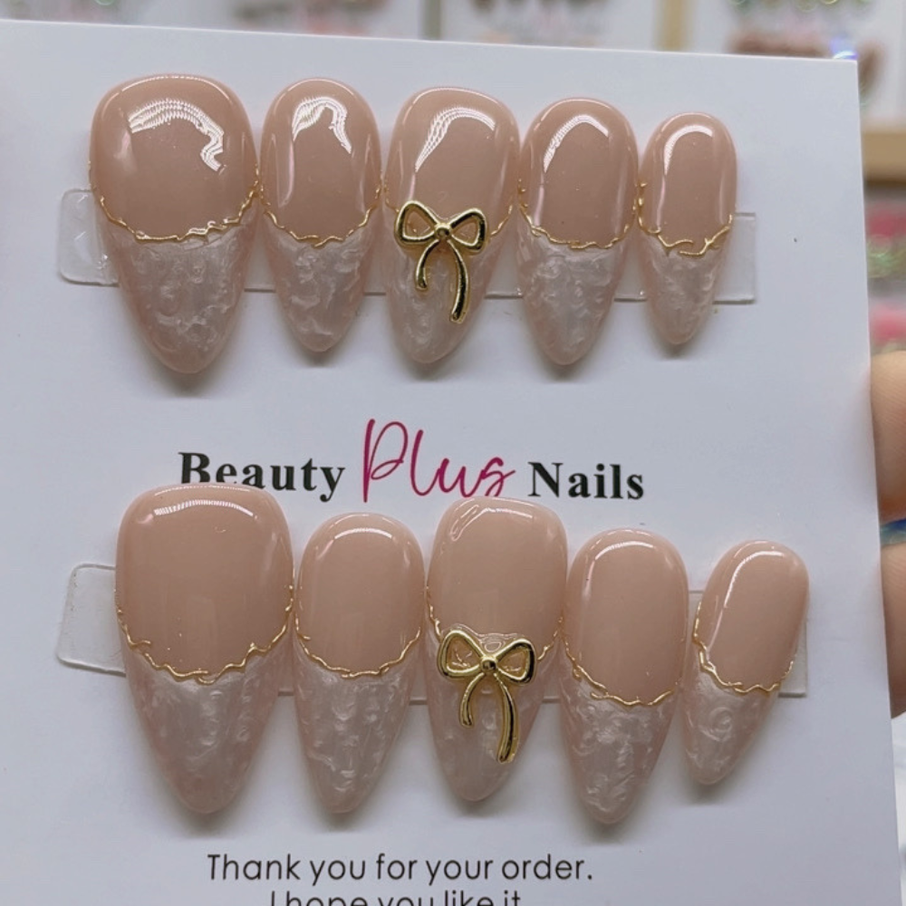 Almond Shape Nails No.194