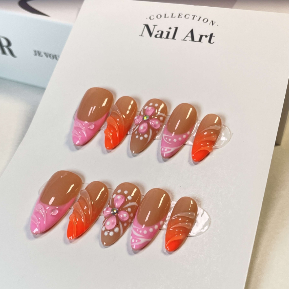 Almond 3d style nails 51